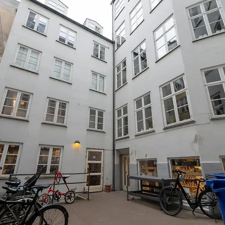 Charming Scandinavian Loft For Two * Copenhagen